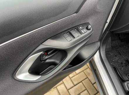 Toyota - Yaris Cross