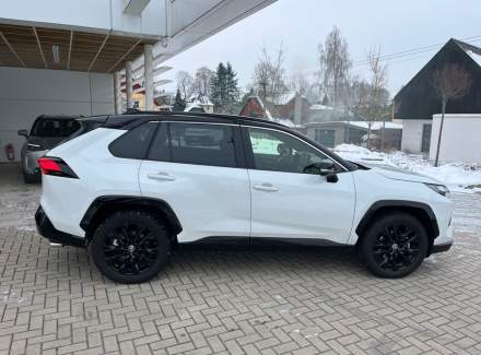 Toyota - RAV 4