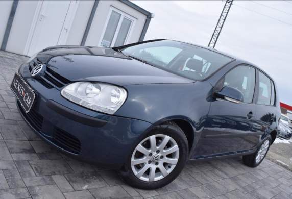 Volkswagen - Golf