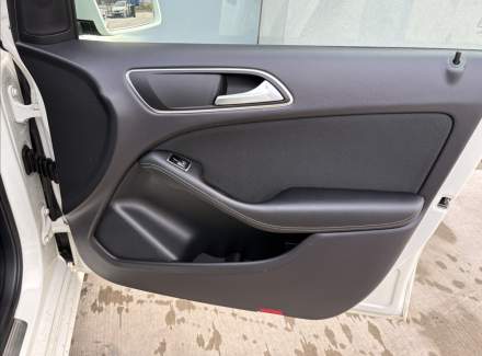 Mercedes-Benz - B-class