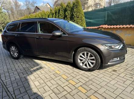 Volkswagen - Passat