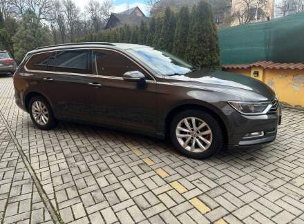 Volkswagen - Passat