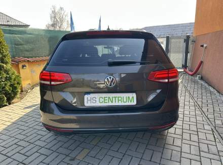 Volkswagen - Passat