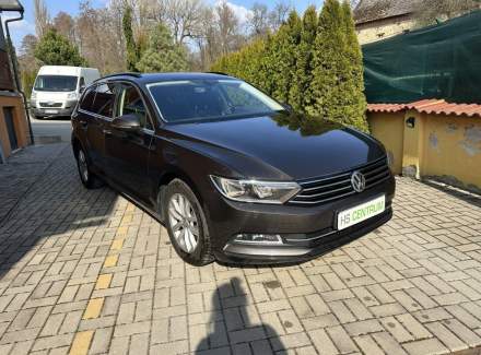 Volkswagen - Passat