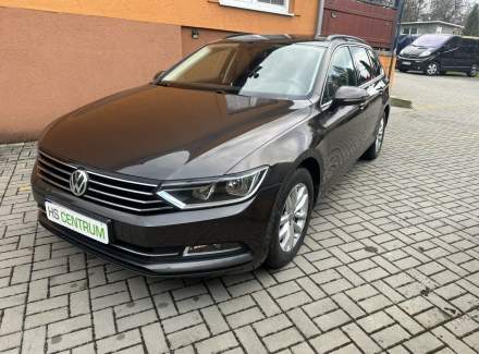 Volkswagen - Passat