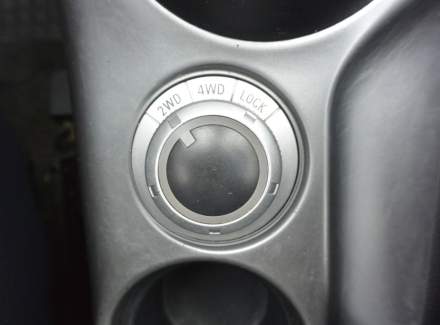 Mitsubishi - Outlander