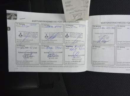 Mitsubishi - Outlander