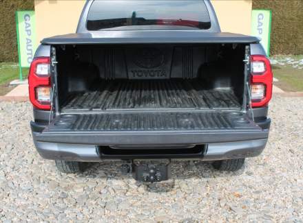 Toyota - Hilux