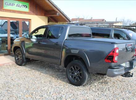Toyota - Hilux