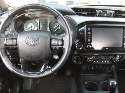 Toyota - Hilux