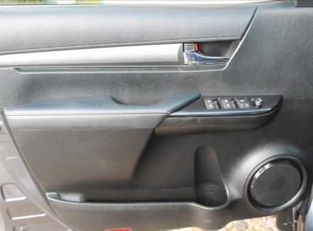 Toyota - Hilux