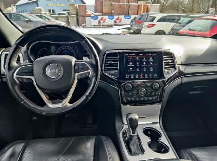 Jeep - Grand Cherokee