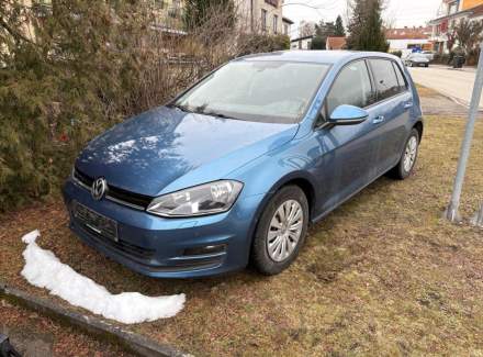 Volkswagen - Golf