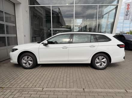 Volkswagen - Passat