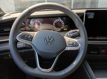 Volkswagen - Tayron