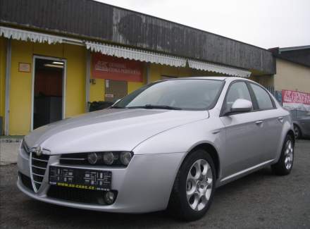 Alfa Romeo - 159