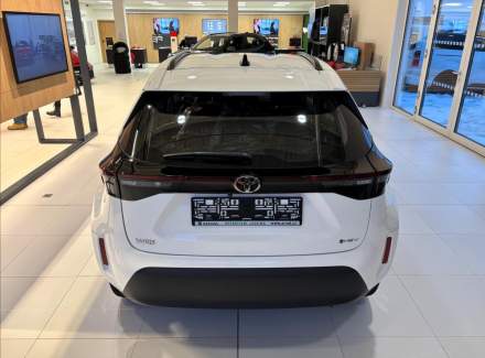 Toyota - Yaris Cross