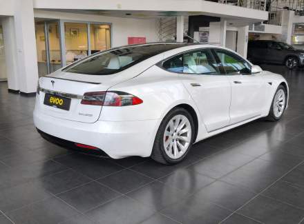 Tesla - Model S