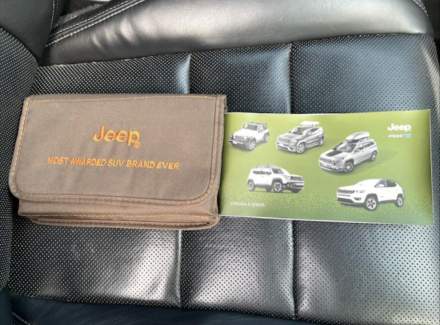 Jeep - Grand Cherokee