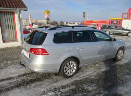 Volkswagen - Passat
