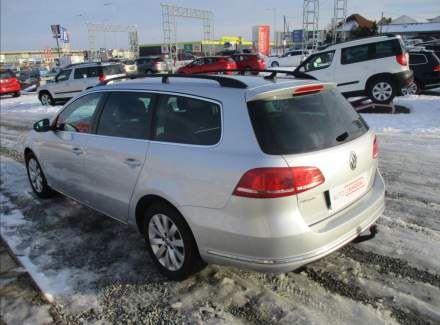 Volkswagen - Passat