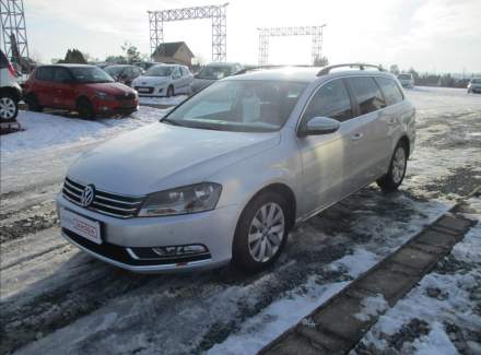 Volkswagen - Passat