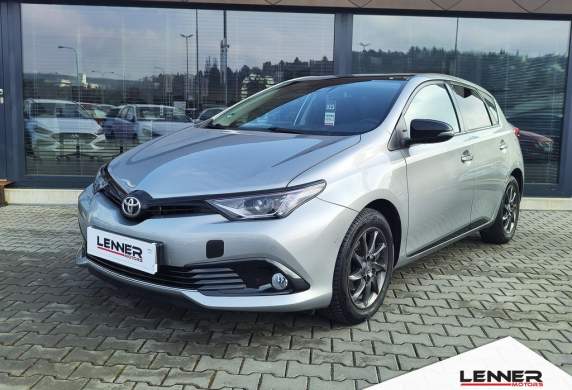 Toyota - Auris
