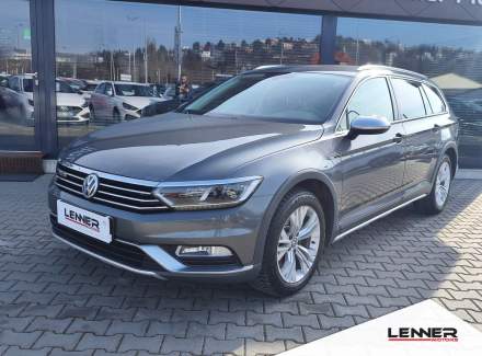 Volkswagen - Passat