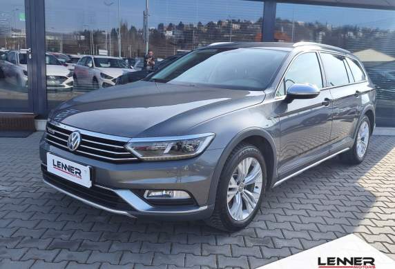 Volkswagen - Passat