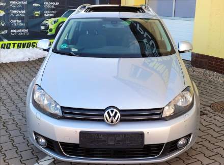 Volkswagen - Golf