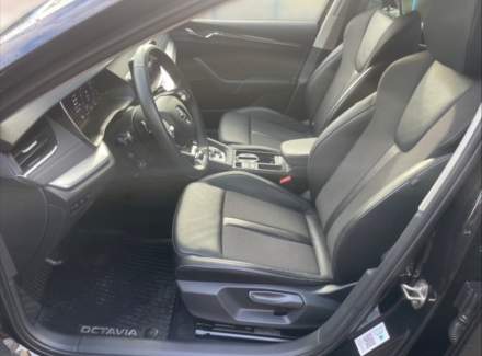 Škoda - Octavia