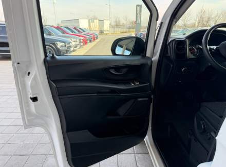 Mercedes-Benz - Vito