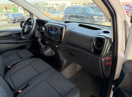 Mercedes-Benz - Vito