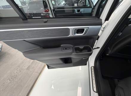 Hyundai - Santa FE