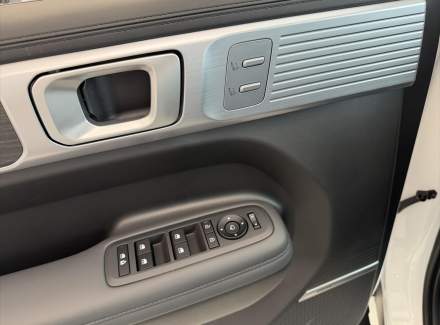 Hyundai - Santa FE