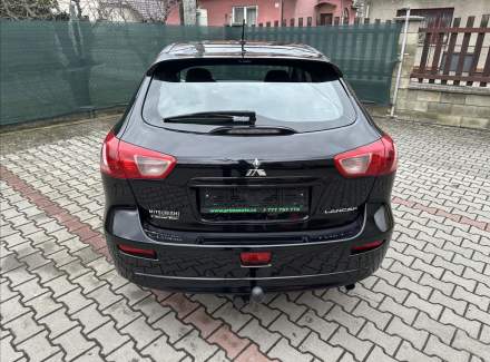 Mitsubishi - Lancer