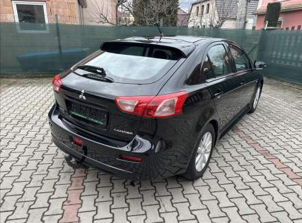Mitsubishi - Lancer