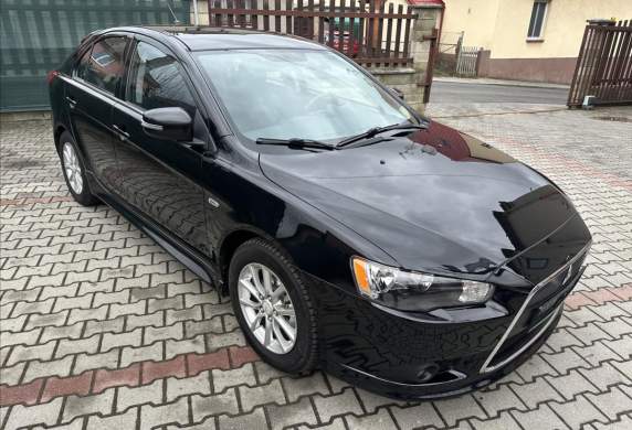 Mitsubishi - Lancer