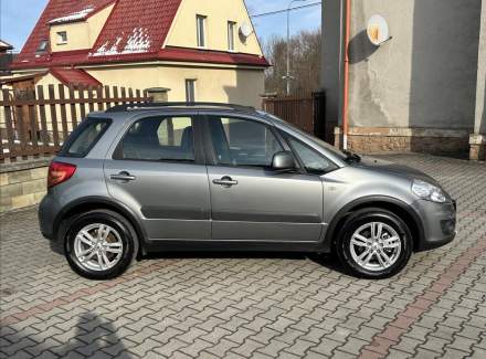 Suzuki - SX4