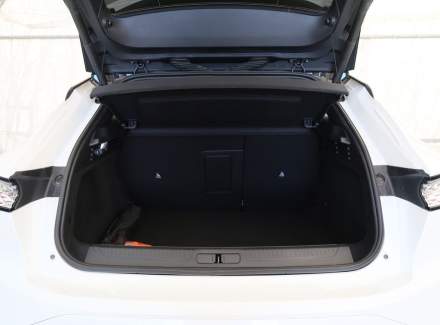 DS Automobiles - DS4