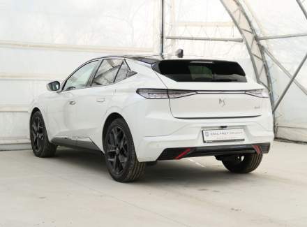 DS Automobiles - DS4