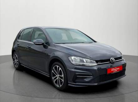 Volkswagen - Golf