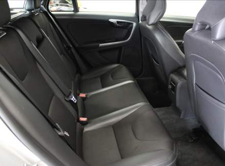 Volvo - V60