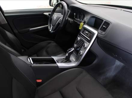 Volvo - V60