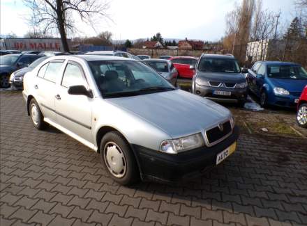 Škoda - Octavia