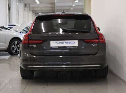 Volvo - V90