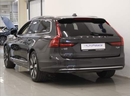 Volvo - V90