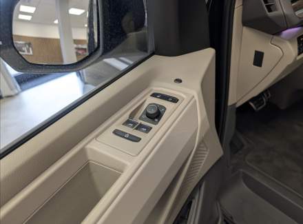 Volkswagen - Multivan