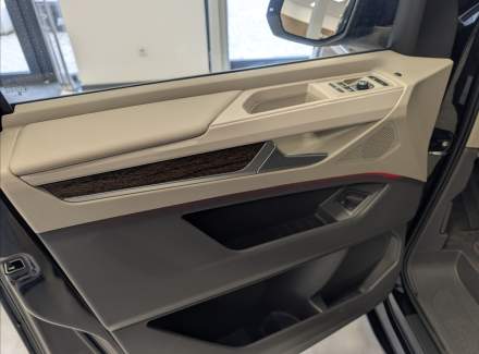 Volkswagen - Multivan