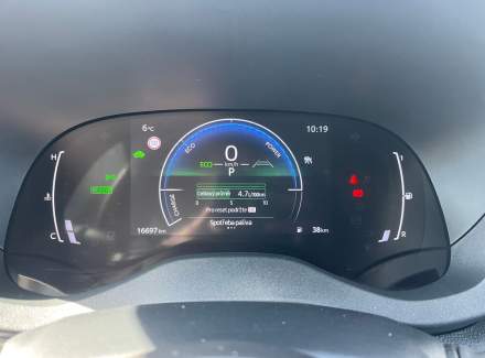 Toyota - Yaris Cross